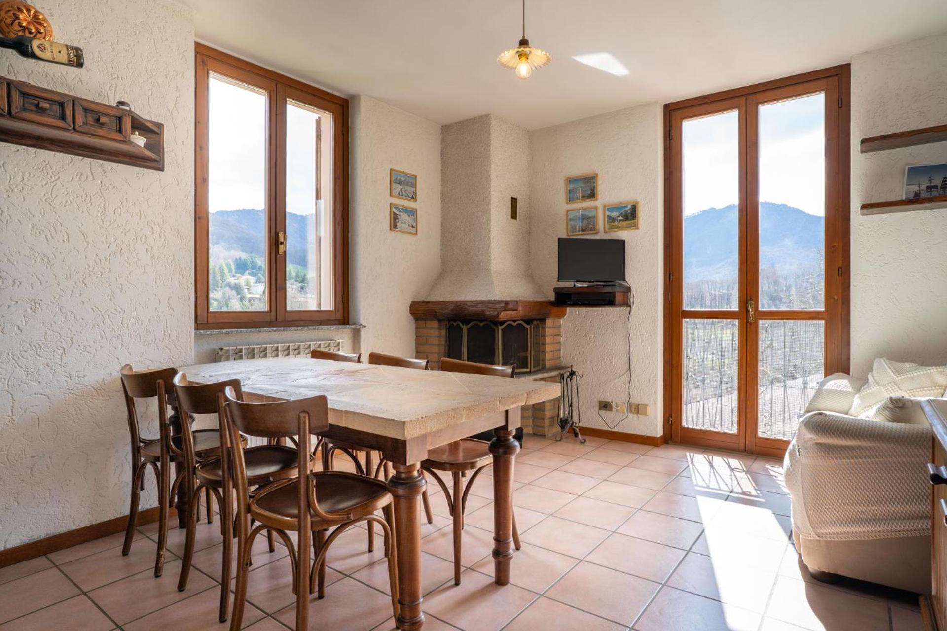 Mountain Lodging With Fireplace And Mountain View Barzio Eksteriør billede